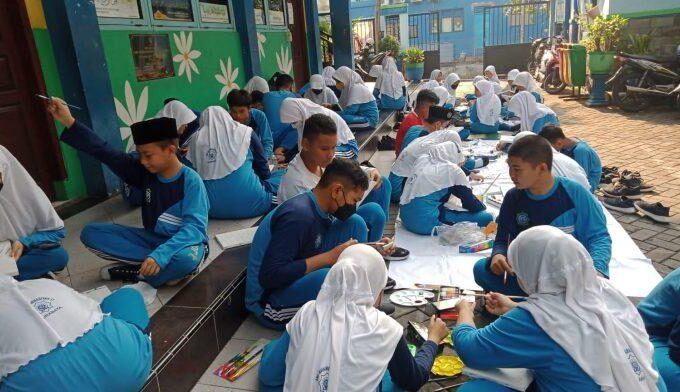 Keren! Hari Batik Nasional, Sekolah Karakter SPEMJITU Membatik Bersama