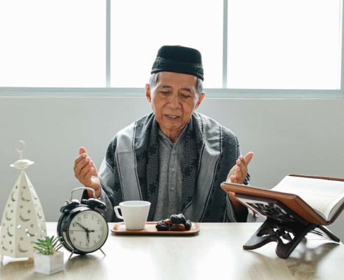 Pandangan Ulama tentang Puasa Syawal: Berturut-turut atau Terpisah?