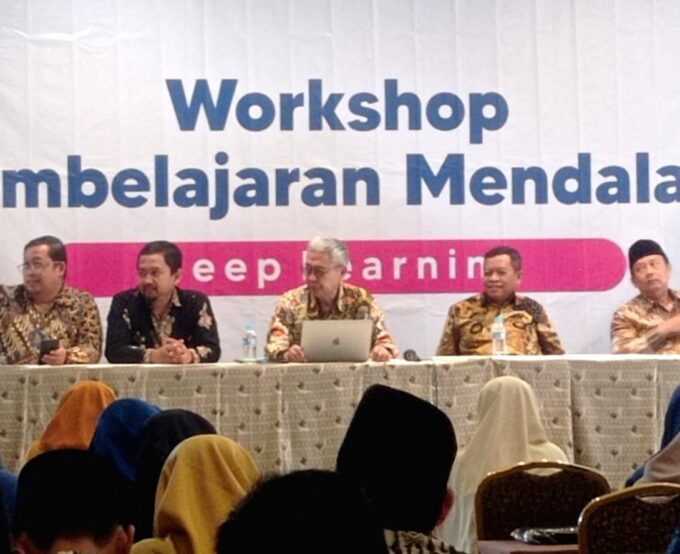 Menabur Deep Learning dari Lereng Trawas