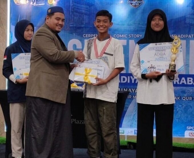 Dua Siswa Spemjitu Sumbang Piala Kategori Cerpen dan Tahfidz